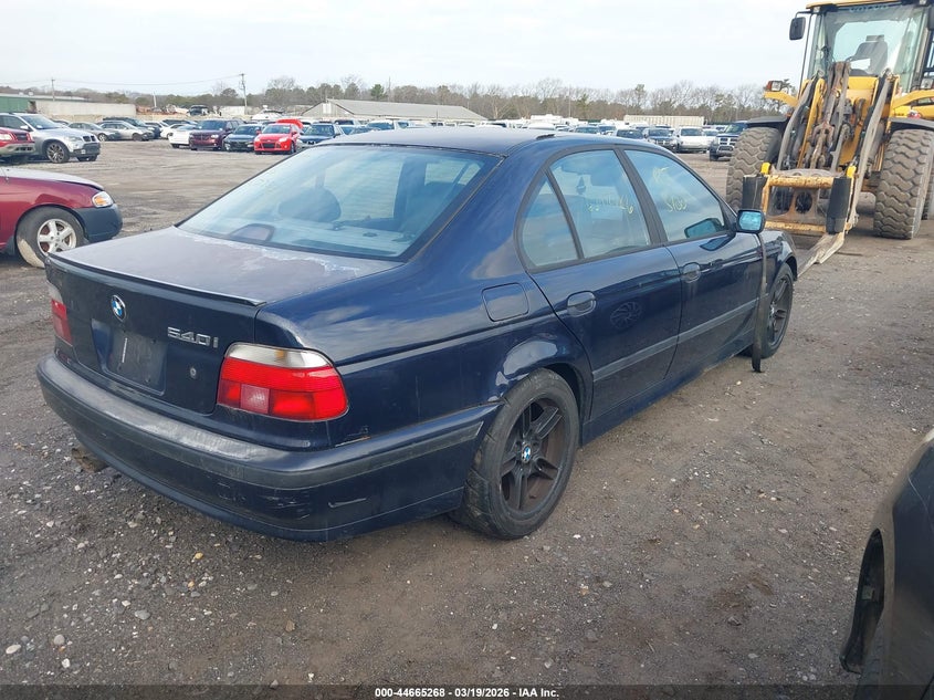 2000 BMW 540I