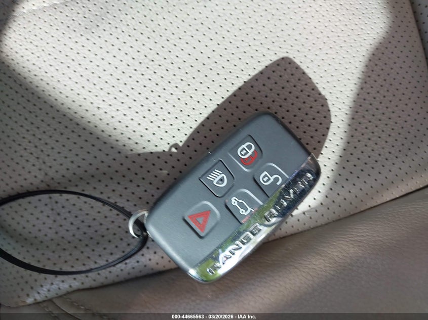 2019 Land Rover Range Rover Velar P250 S VIN: SALYB2EX0KA789108 Lot: 44665563