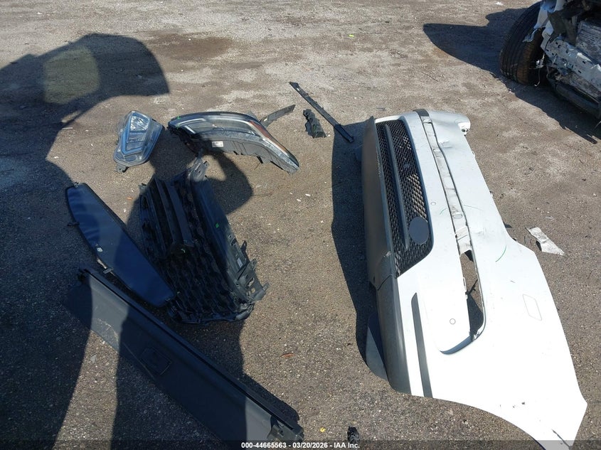 2019 Land Rover Range Rover Velar P250 S VIN: SALYB2EX0KA789108 Lot: 44665563