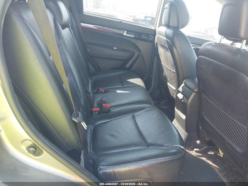 2015 KIA SORENTO auction photo 8