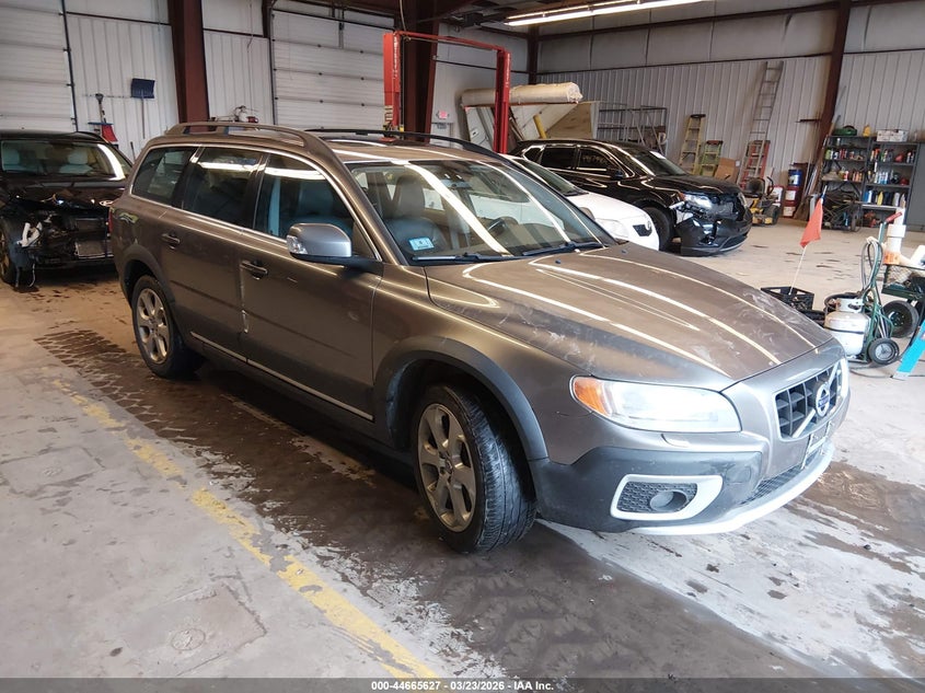 2010 VOLVO XC70 T6