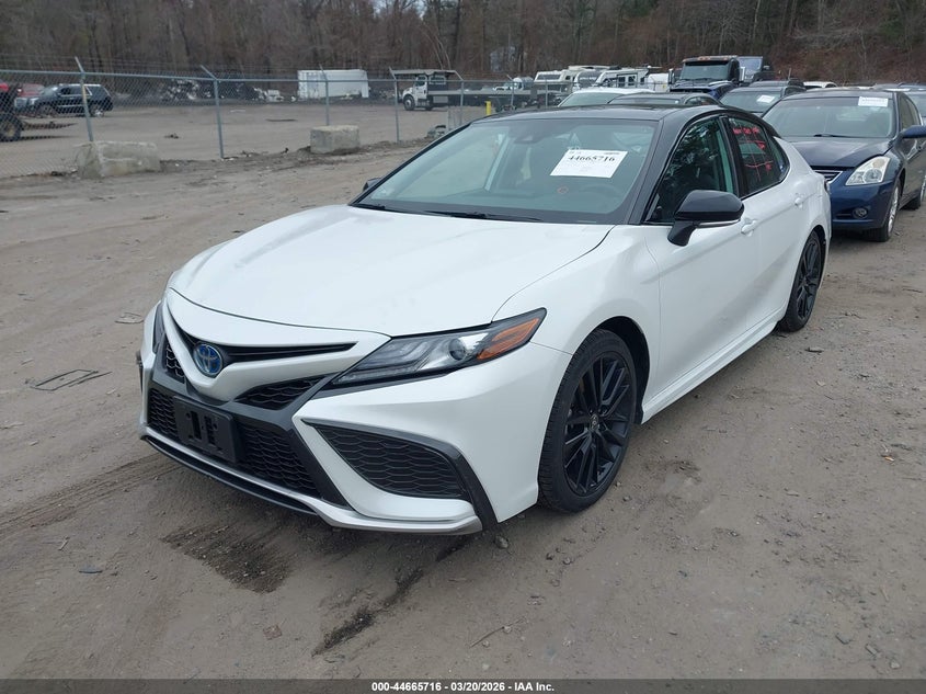 2022 Toyota Camry Xse Hybrid