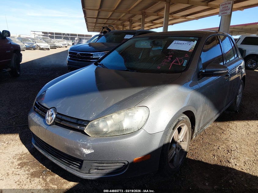2012 Volkswagen Golf 2.5L 4-Door