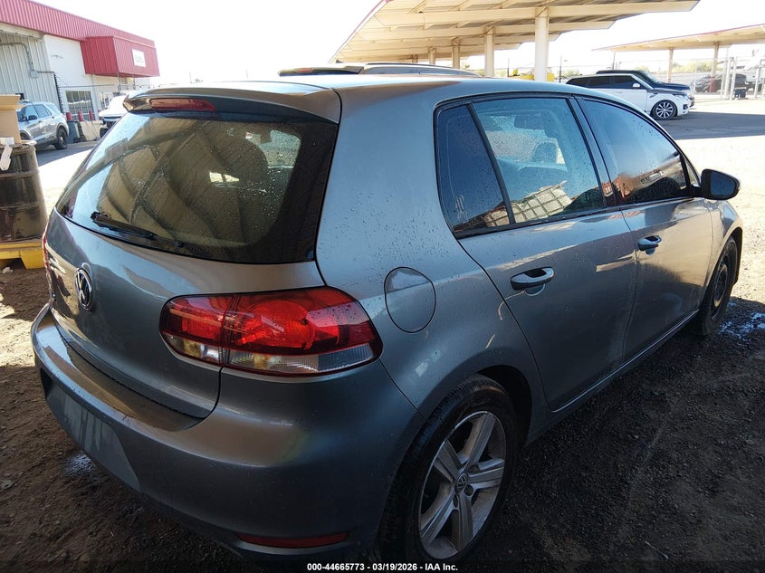 2012 Volkswagen Golf 2.5L 4-Door