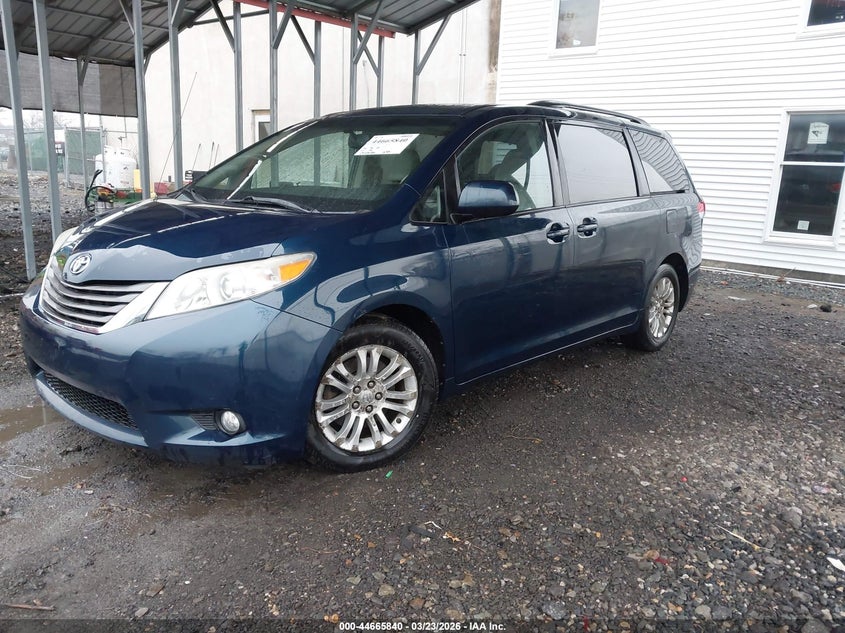 2011 Toyota Sienna Xle V6