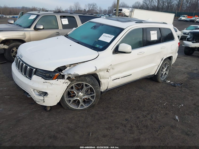 2018 Jeep Grand Cherokee Sterling Edition 4X4