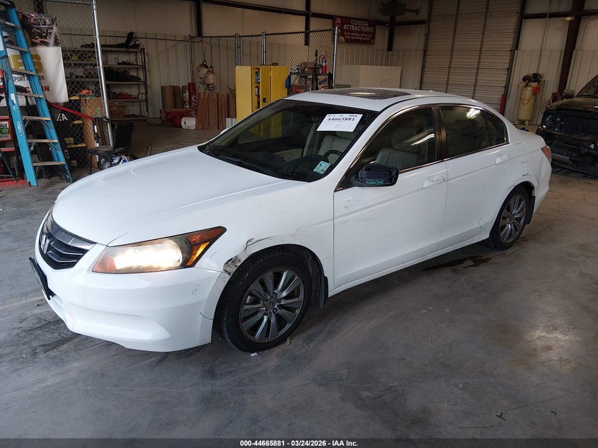 2012 Honda Accord 2.4 2.4 Ex-L white Lot 111044665881 Vin 1HGCP2F80CA108233