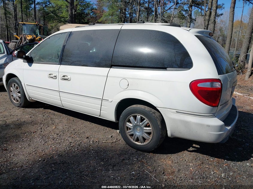 2005 Chrysler Town & Country Limited