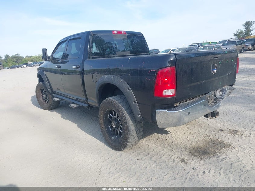 Vin: 3c6ur5dl1eg315506, lot: 45163050, ram 2500 big horn 20143