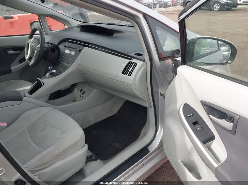 2011 Toyota Prius Two