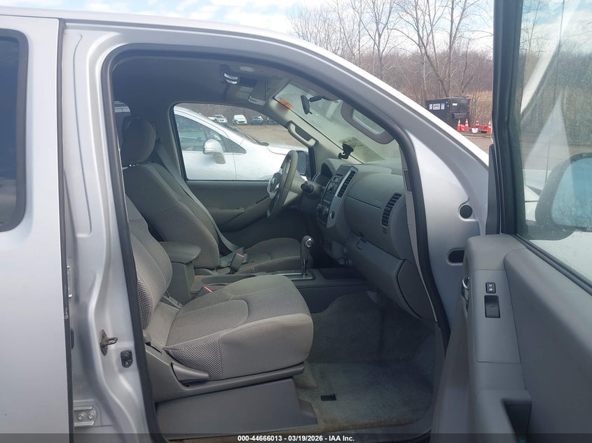 2012 Nissan Frontier Sv