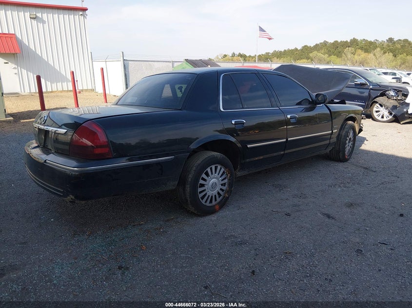 2010 MERCURY GRAND MARQUIS auction photo 4
