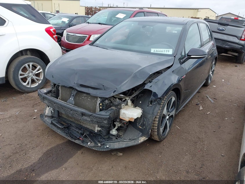 2015 Volkswagen Golf Gti 2.0T Se 4-Door