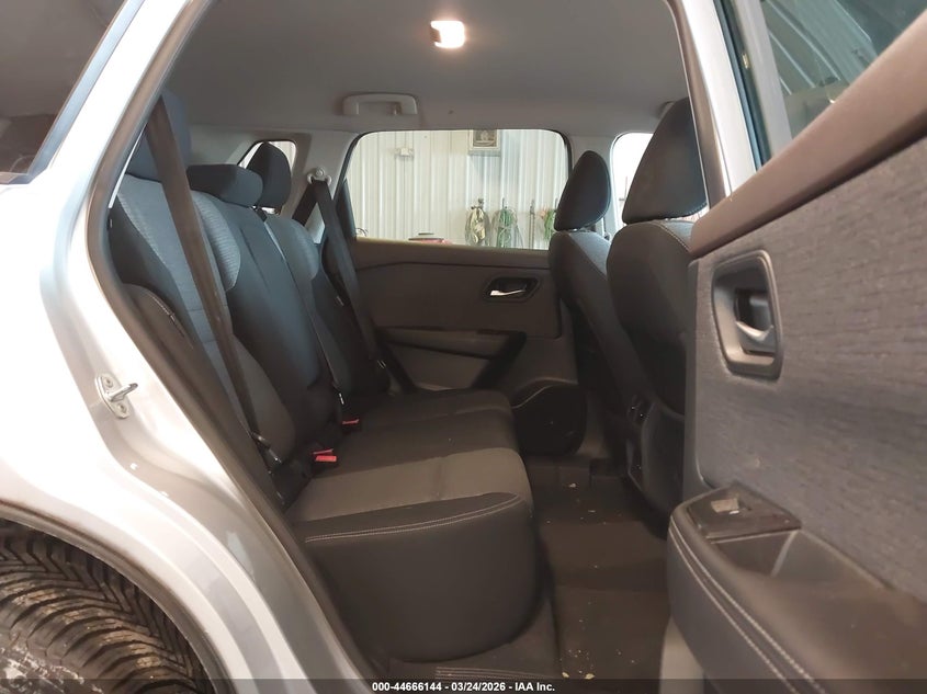 2021 Nissan Rogue - Ansicht 8
