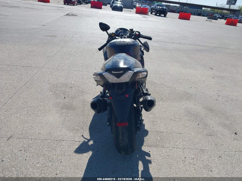 2023 KAWASAKI ZX1400 auction photo 6