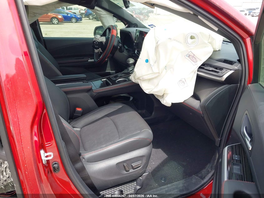 2026 TOYOTA SIENNA auction photo 5