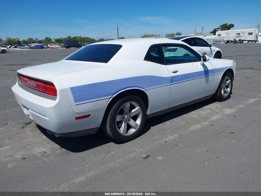 2012 Dodge Challenger Sxt