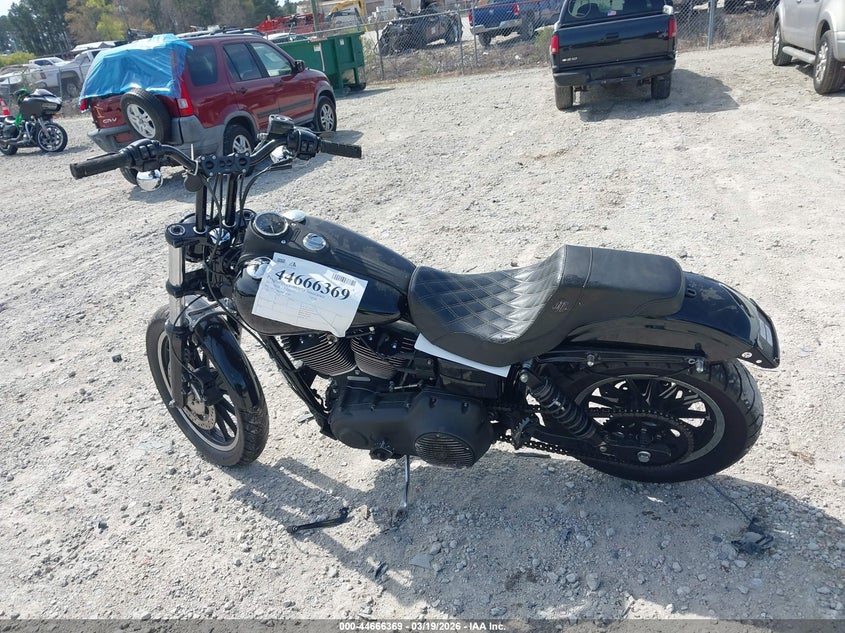 2017 Harley-Davidson Fxdb Dyna Street Bob VIN: 1HD1GXM17HC311185 Lot: 44666369