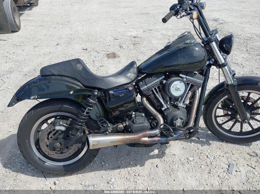 2017 Harley-Davidson Fxdb Dyna Street Bob VIN: 1HD1GXM17HC311185 Lot: 44666369