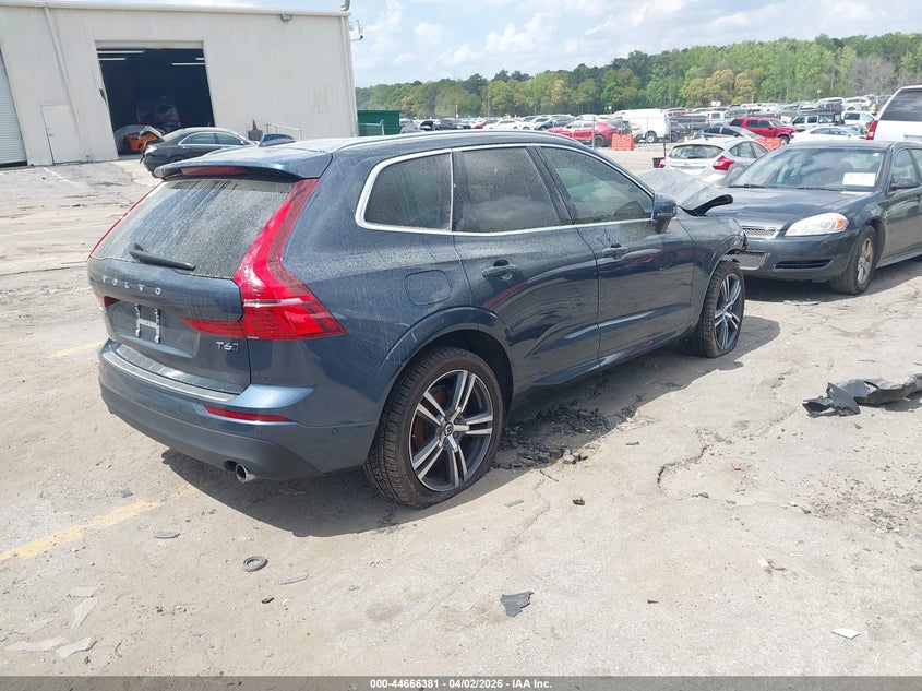 2019 VOLVO XC60 auction photo 4