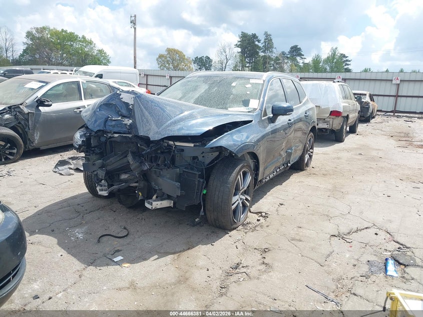 2019 VOLVO XC60 auction photo 6