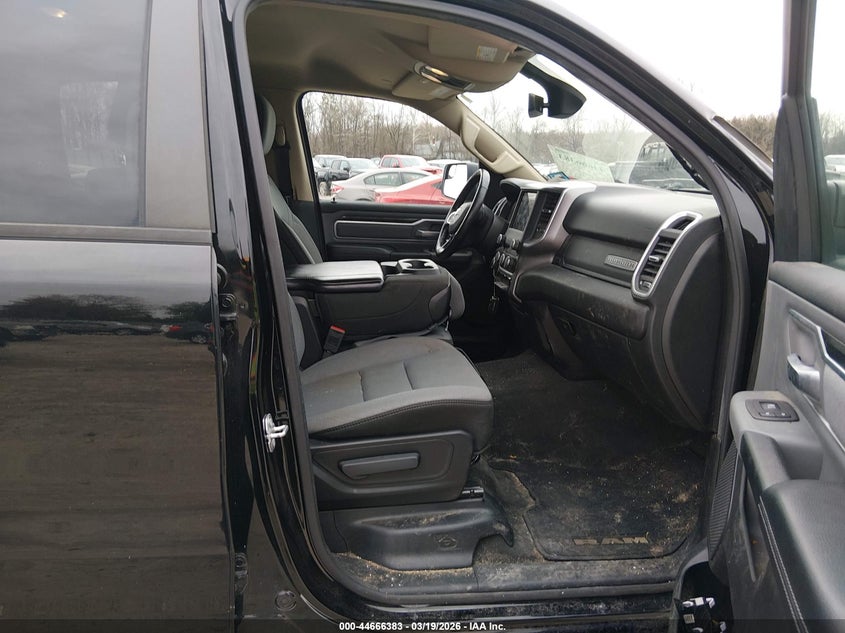 2020 Ram 1500 Big Horn 4X4 5'7 Box