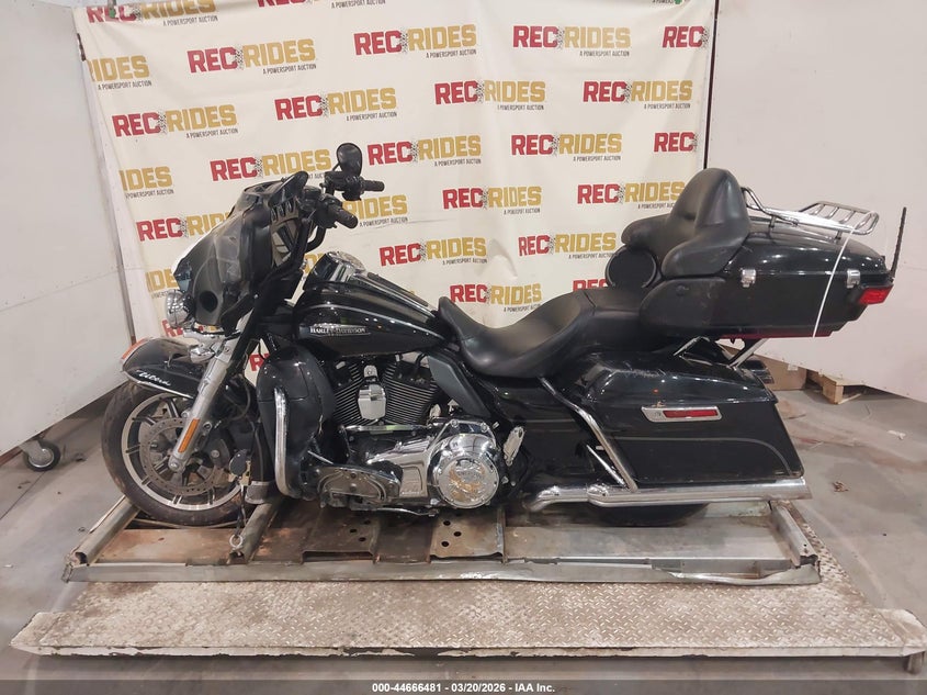 2016 Harley-Davidson Flhtcu Ultra Classic Electra Gld VIN: 1HD1FCM13GB630244 Lot: 44666481