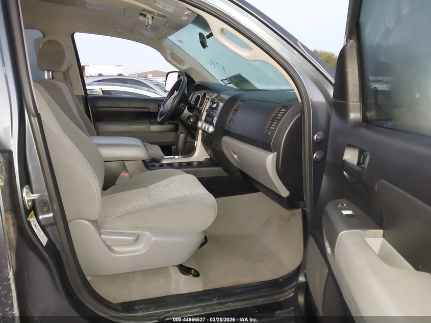 2010 Toyota Tundra Grade 5.7L V8