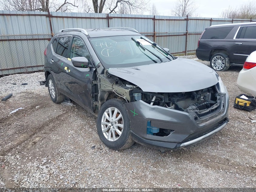 2018 Nissan Rogue Sv