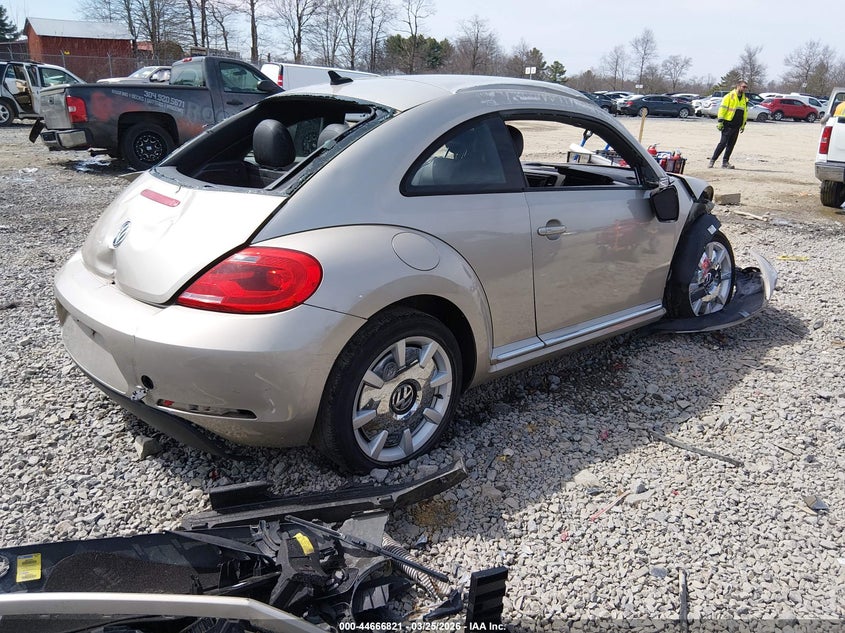 2012 Volkswagen Beetle 2.5L