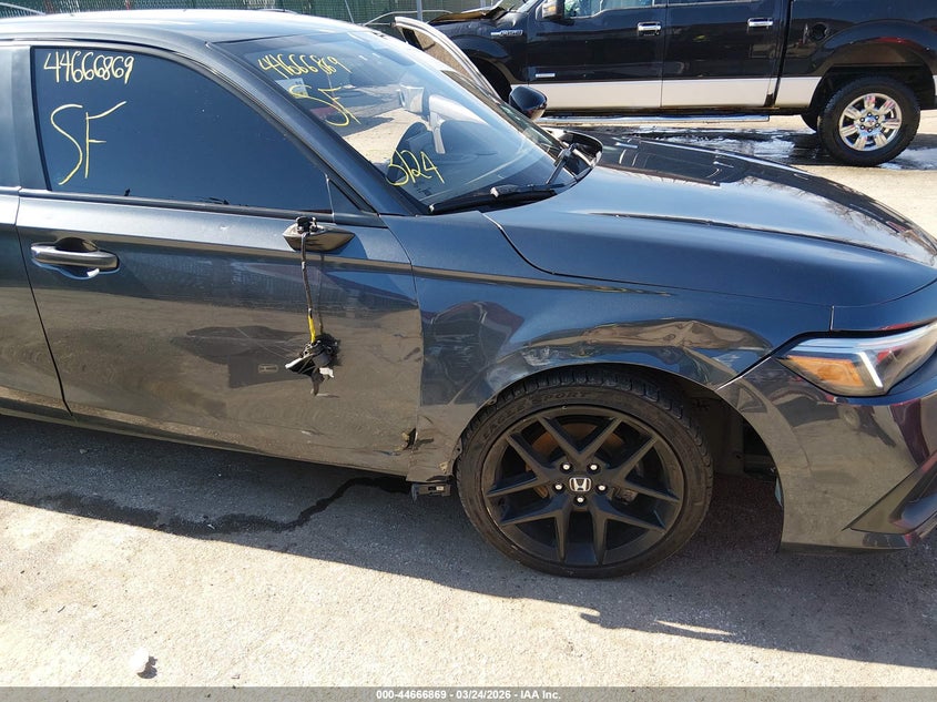 2024 HONDA CIVIC auction photo 6