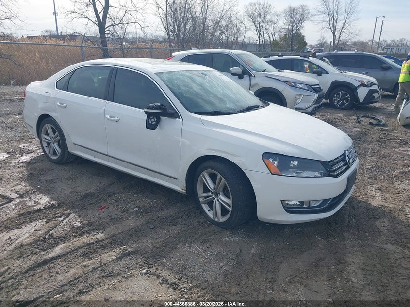2013 Volkswagen Passat 3.6L V6 Sel Premium
