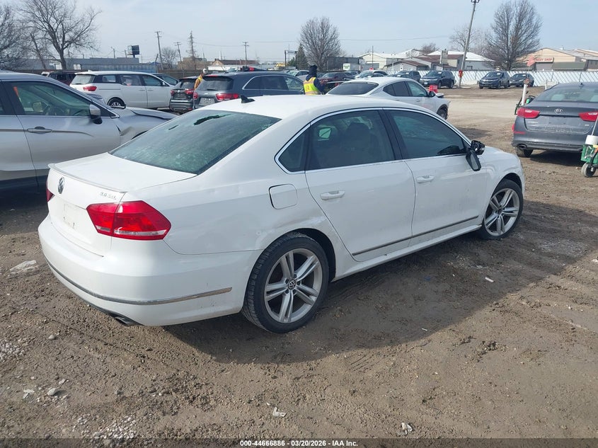 2013 Volkswagen Passat 3.6L V6 Sel Premium