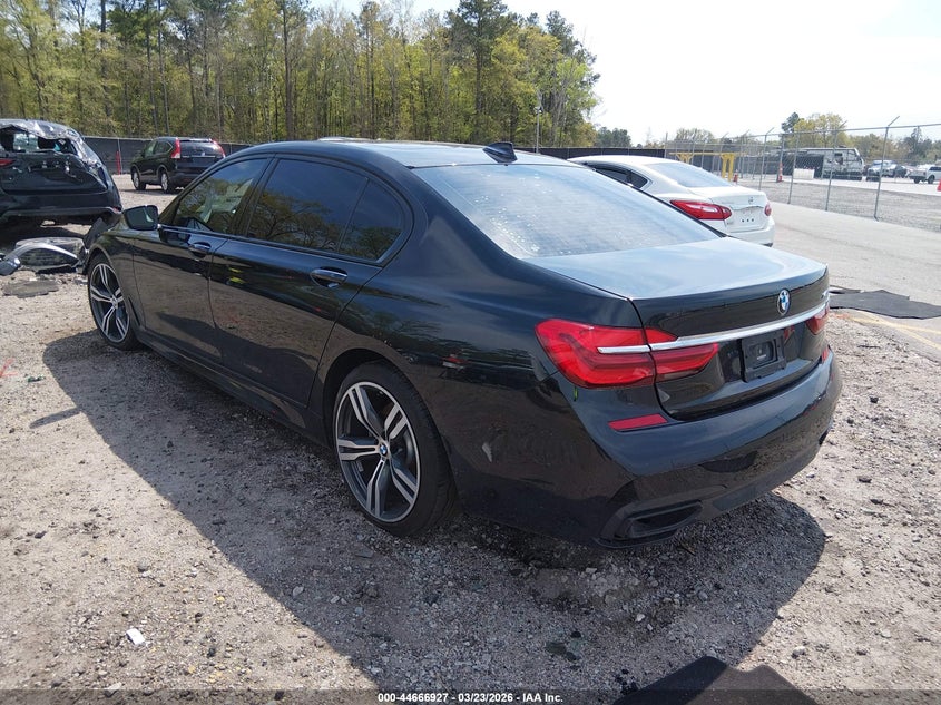 2019 BMW 740I