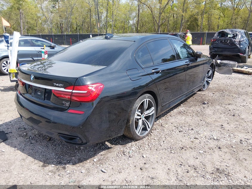 2019 BMW 740I