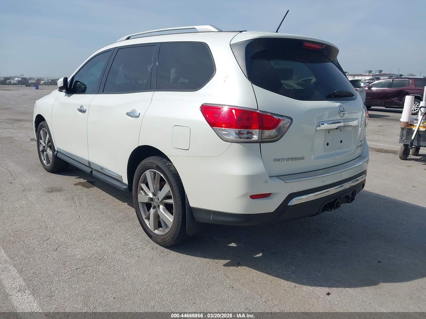 2016 Nissan Pathfinder Platinum