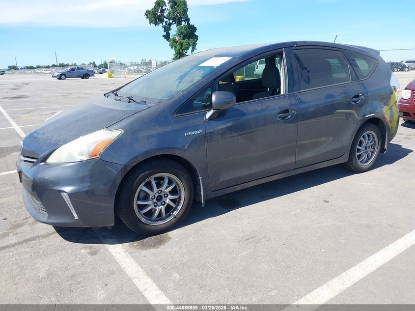 2013 Toyota Prius V Three JTDZN3EU1D3260661 photo 1