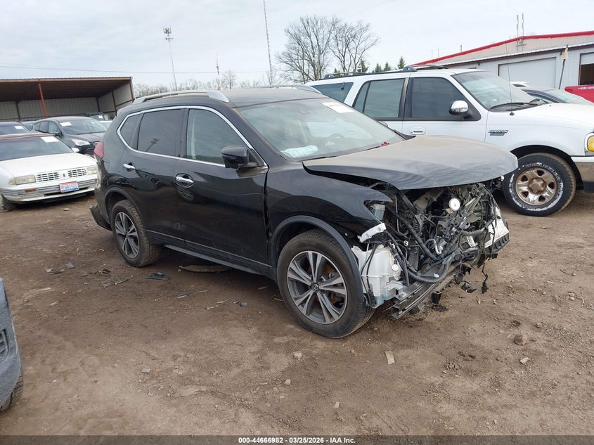 2019 Nissan Rogue Sv