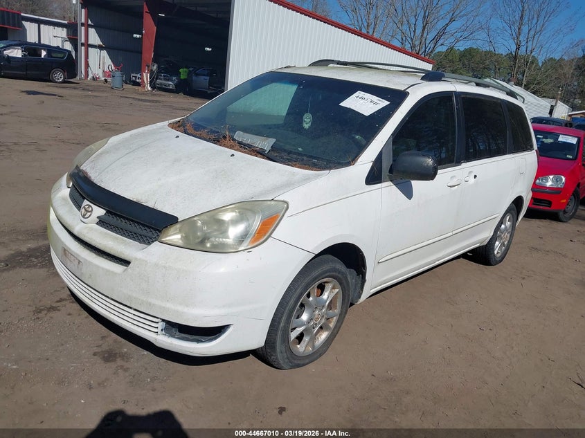 2005 Toyota Sienna Le