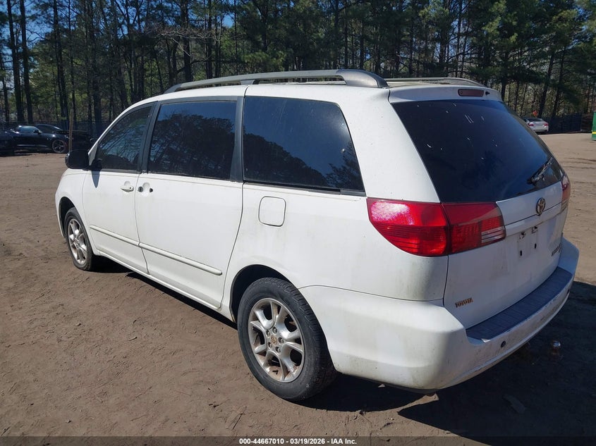2005 Toyota Sienna Le