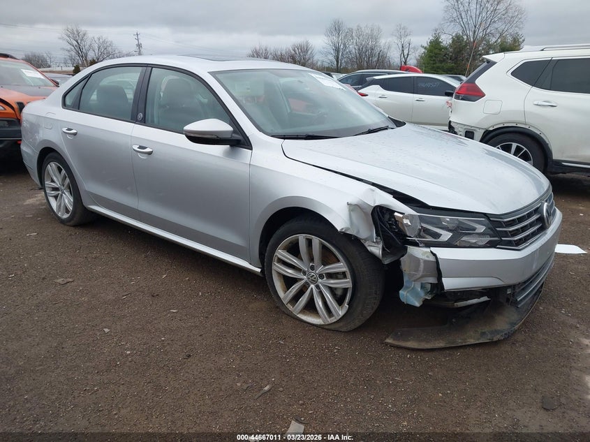 2019 Volkswagen Passat 2.0T Wolfsburg Edition