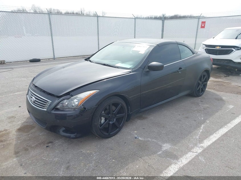 2011 Infiniti G37