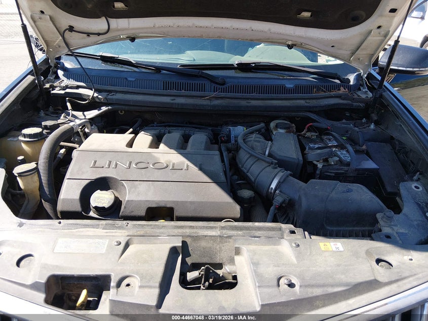 2010 Lincoln Mkt VIN: 2LMHJ5AR8ABJ22762 Lot: 44667048