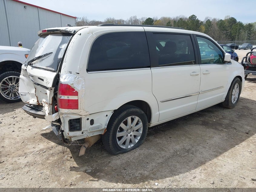 CHRYSLER TOWN & COUNTRY 2013 VIN 2C4RC1BGXDR707066