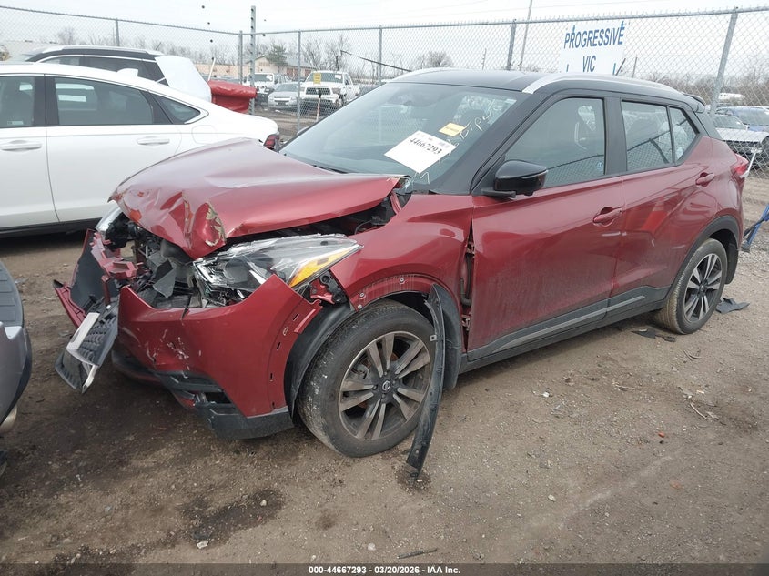 2019 Nissan Kicks Sr