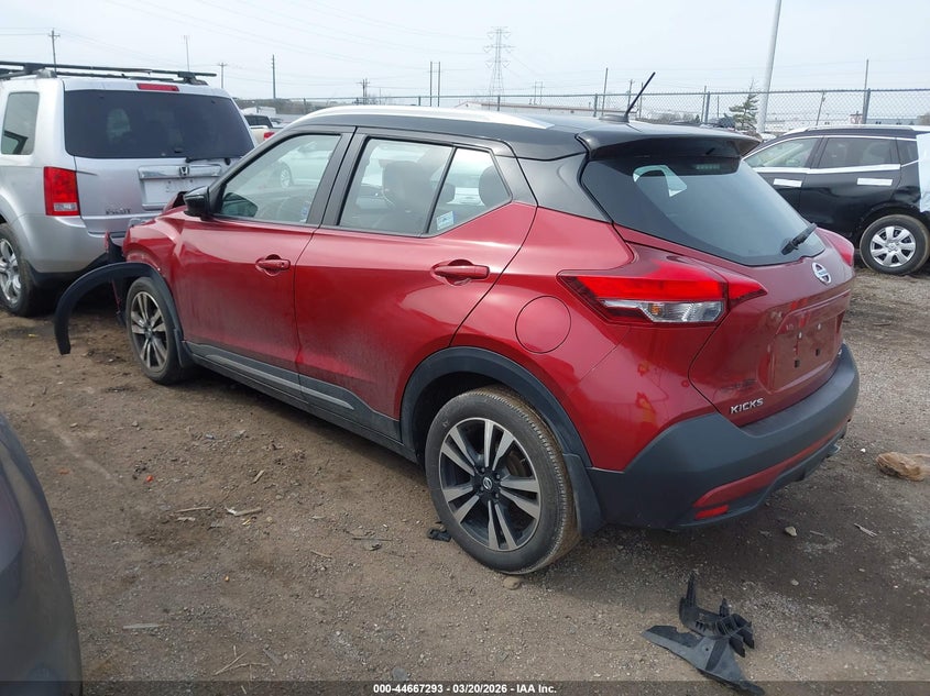 2019 Nissan Kicks Sr