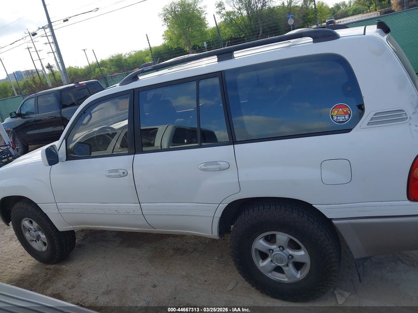 1999 Toyota Land Cruiser VIN: JT3HT05J3X0052250 Lot: 44667313