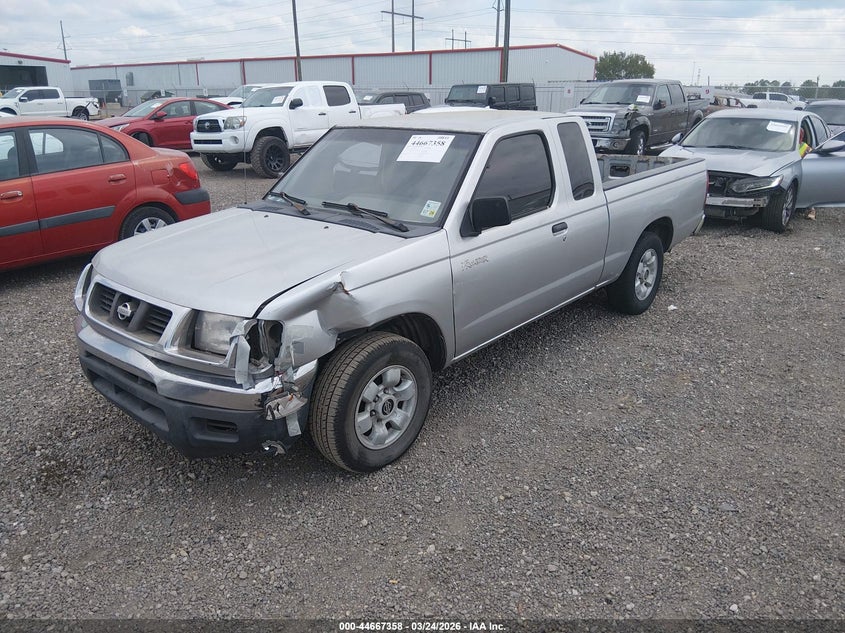 2000 Nissan Frontier Xe
