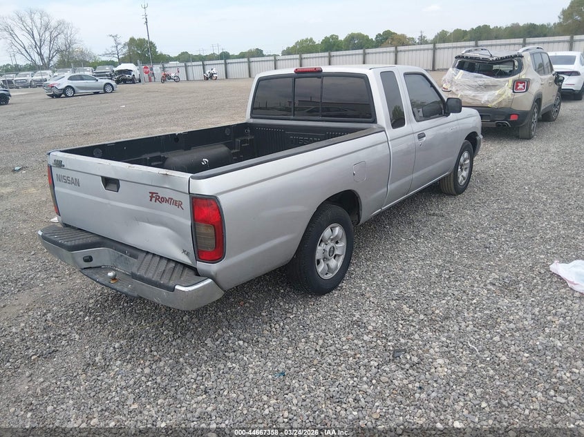 2000 Nissan Frontier Xe