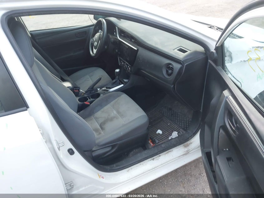 2018 TOYOTA COROLLA auction photo 5